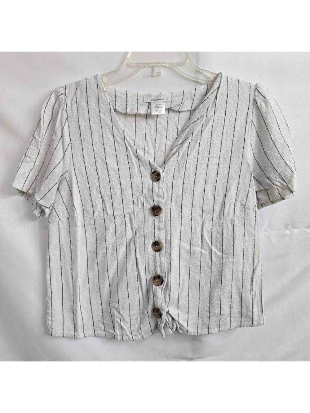 Urban Romantics Lightweight Off White Stripe Tortus Button Front Crop Top Size M